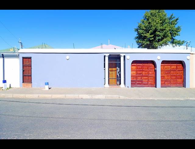 3 BEDROOM HOUSE FOR SALE IN ORANGE GROVE